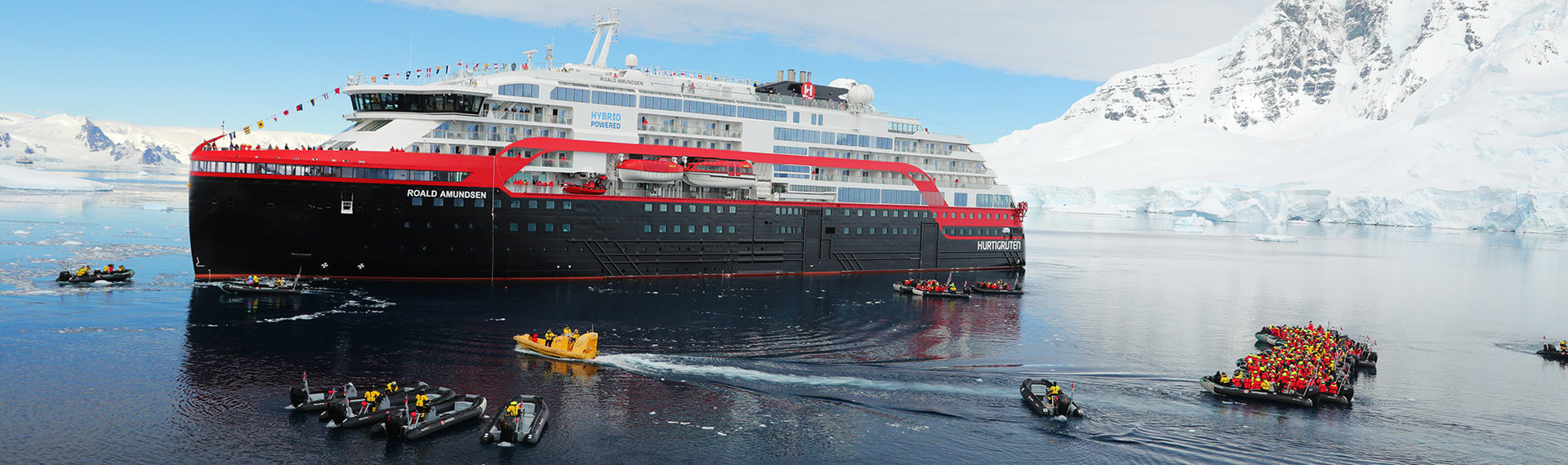 Pojmenovaná na ledu – ledem: bateriemi poháněná hybridní loď se stala prvním plavidlem pojmenovaným na Antarktidě 