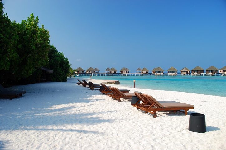 Malé - Tropická pláž v resortu Adaaran Prestige Vadoo 