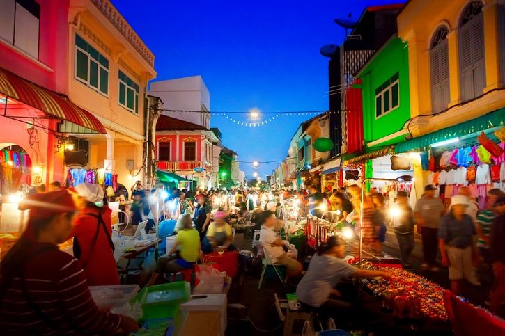 Phuket - Noční trh Walking Street.