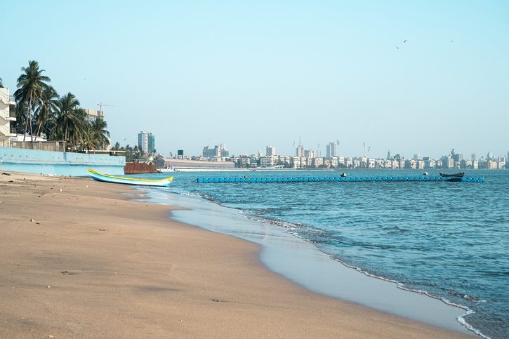 Pláž Juhu a panorama Bombaje