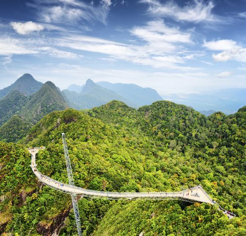 Langkawi Sky Bridge – Nechte se okouzlit překrásnými výhledy ze 125 metrů dlouhého mostu v korunách stromů ve výšce 700 metrů nad mořem