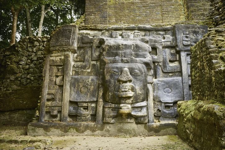 Belize City - Chrám masek v Altun Ha.