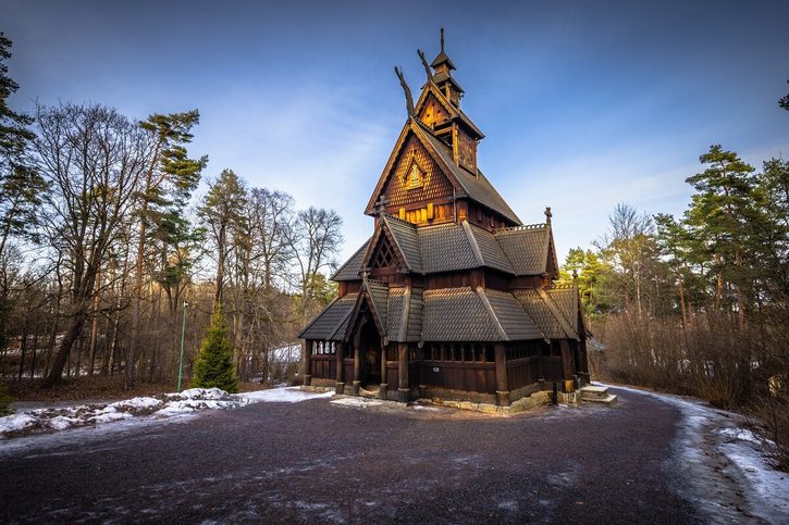Středověký kostel Gol Stave (Gol Stavkirke) 