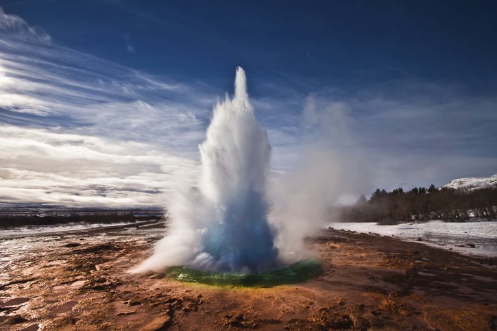 Geysir je gejzír v oblasti prolomového riftu Haukadular, 80 kilometrů východně od Reykjavíku na jihozápadním Islandu. Právě od islandského názvu tohoto útvaru se odvozuje geologický termín gejzír. Velký gejzír je přitom také nejstarším známým zástupcem, jako aktivní byl popsán již v roce 1294, Reykjavík, Island