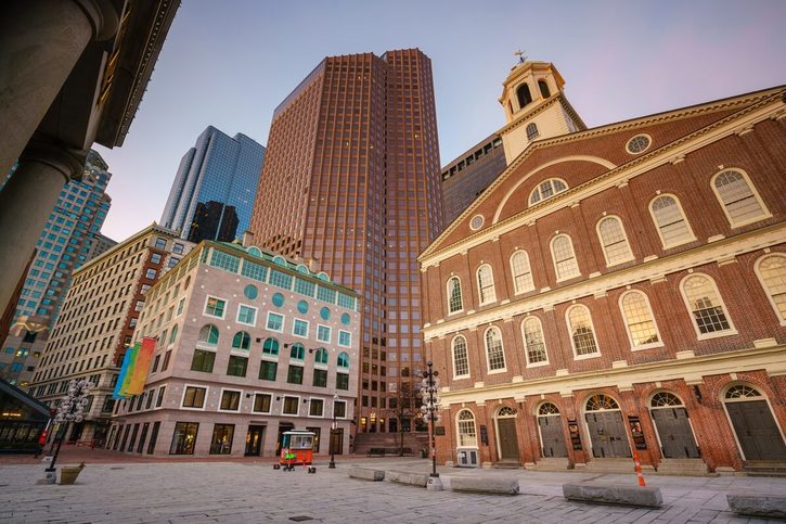Boston - Faneuil Hall a tržiště Quincy Market.