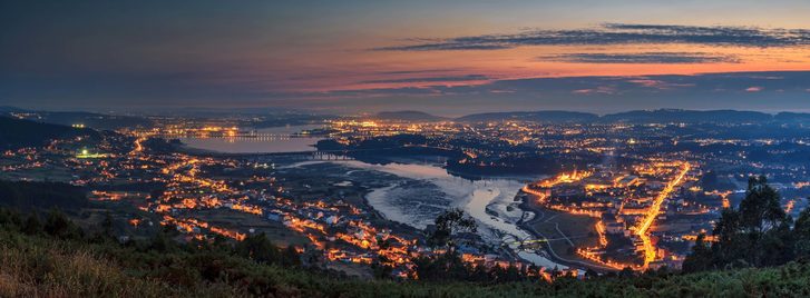 Ferrol v noci, Španělsko