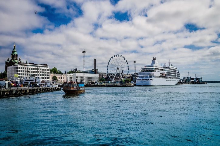 Helsinky - Pohled na kotvící lodě