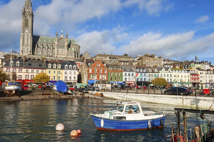 Cobh (Cork) -  Přístavní město Cobh