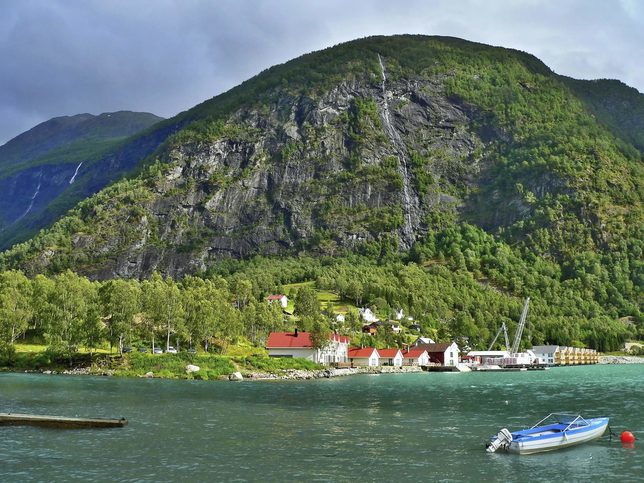 Skjolden