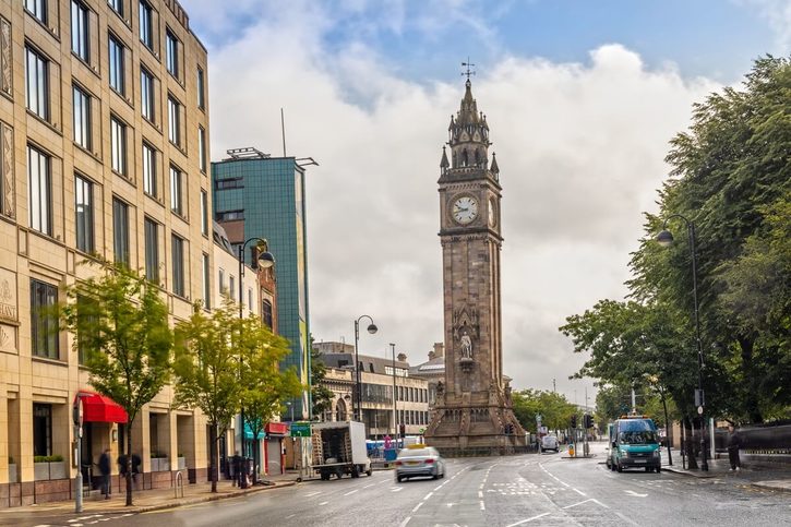 Belfast - Hodinová věž (Albert Memorial Clock Tower)