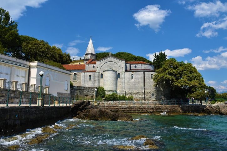 Opatija - Kostel sv. Jakuba v Opatiji