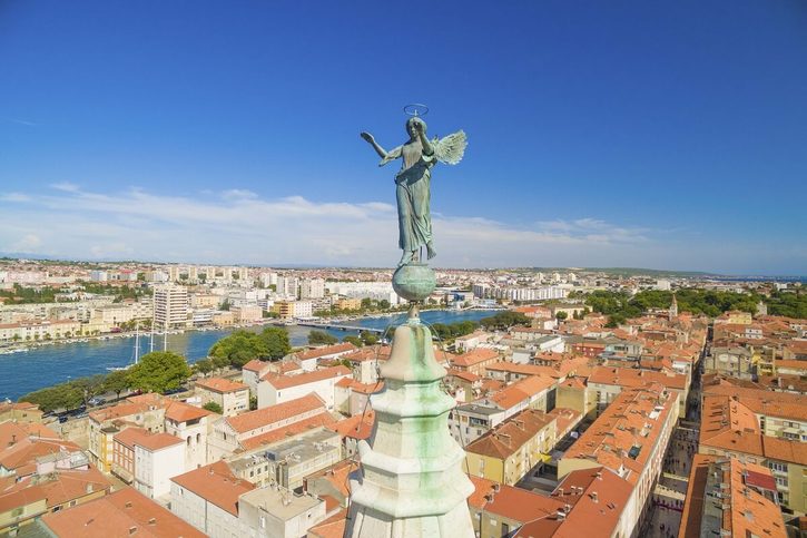 Zadar - Bronzový anděl na vrcholu katedrály svaté Anastázie