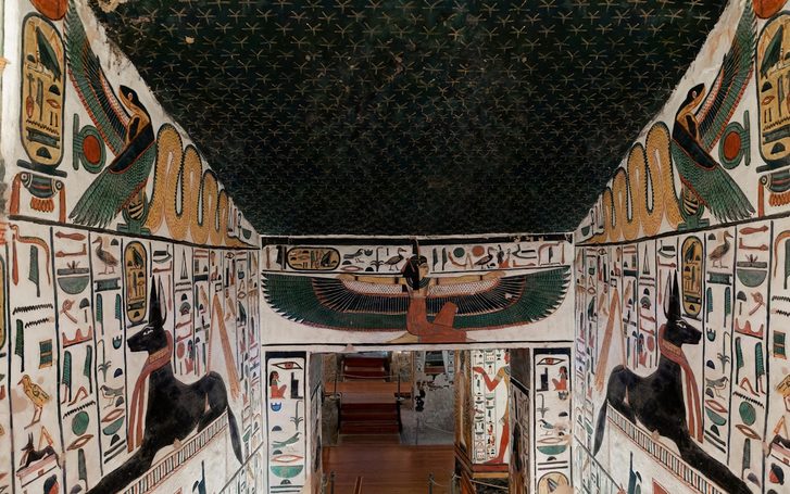 Safaga - Hrobka Nefertari v Údolí královen.