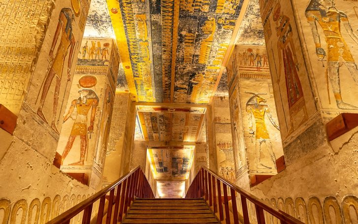 Safaga - Hrobka faraonů Ramesse V. a Ramesse VI. v Údolí králů