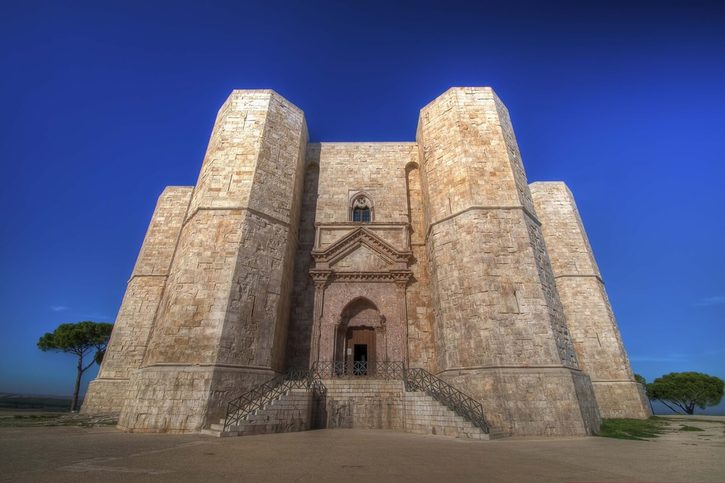 Hrad Castel del Monte - Apulie