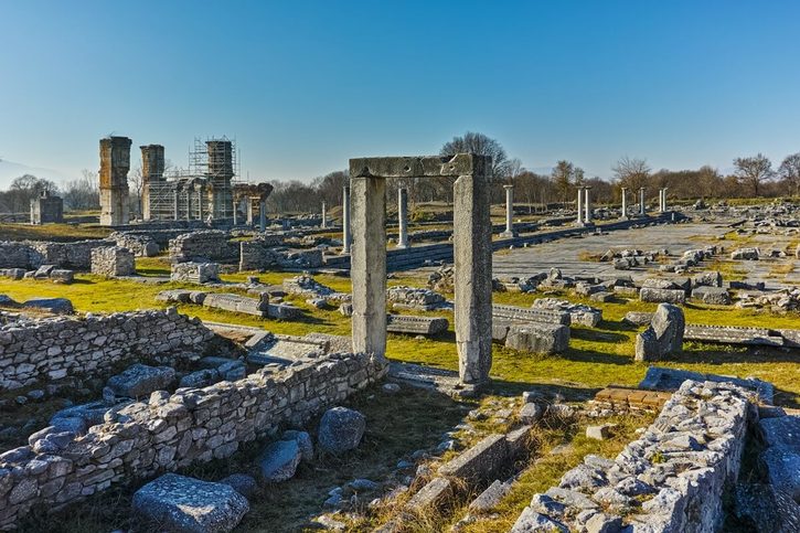 Kavala - Ruiny vchodu v archeologické oblasti starověkých Philippi Kavala - Ruiny vchodu v archeologické oblasti starověkých Philippi