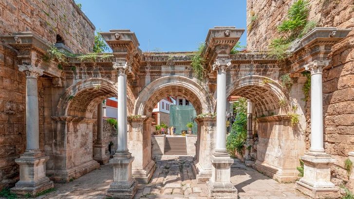 Antalya - Hadriánova brána 