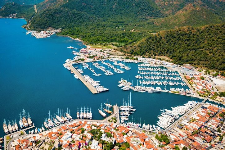 Marmaris - Letecký panoramatický pohled na přístav 