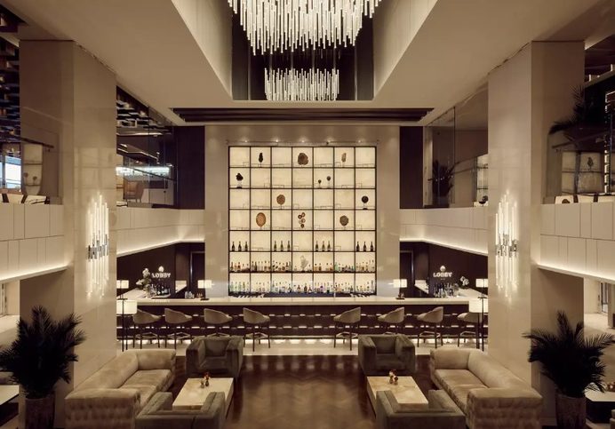 Lobby Bar - Explora V