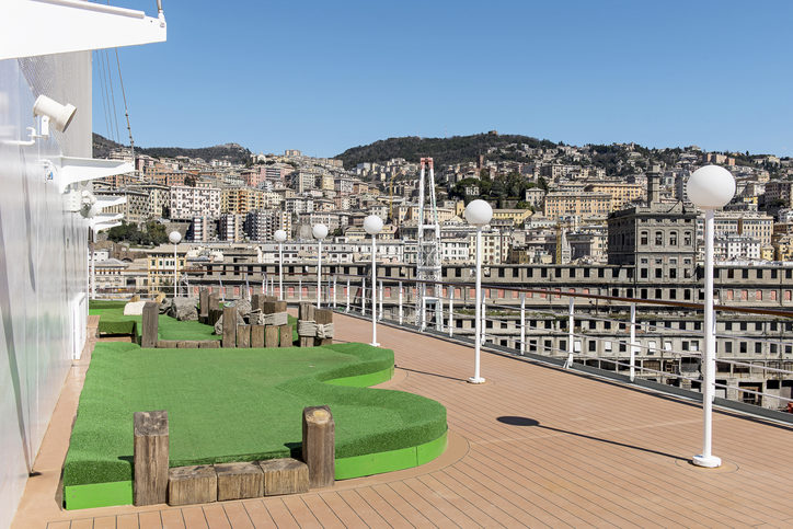 Minigolf - MSC Sinfonia