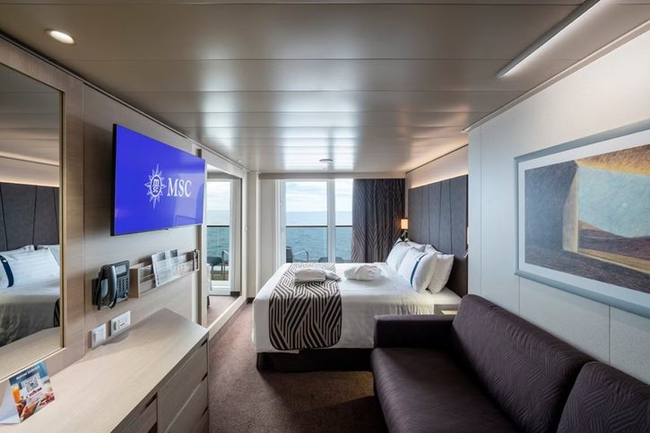 Kajuta Aurea s balkonem (BGA) - MSC World Europa