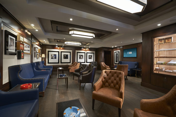 Humidor Cigar Lounge - Norwegian Joy