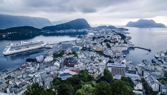 Za tajemstvím severských fjordů na Costa Favolosa